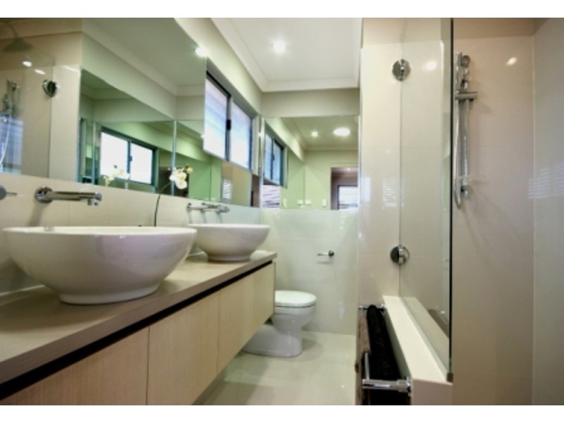 4/59 Edward Street, Berserker QLD 4701